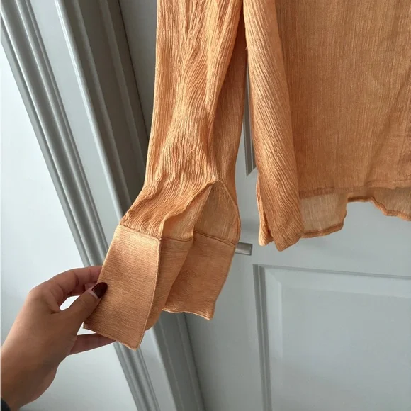 NWOT Savannah Morrow Avisa Button Up in Sandstone - Picture 5 of 5